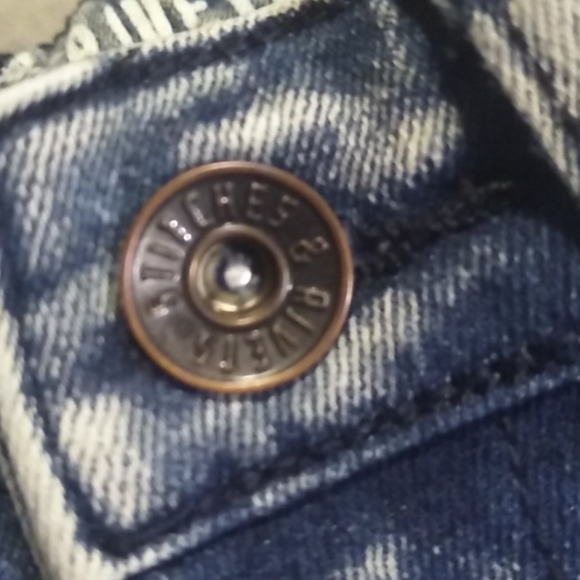 Stitches & Rivets Jeans - Picture 4 of 5
